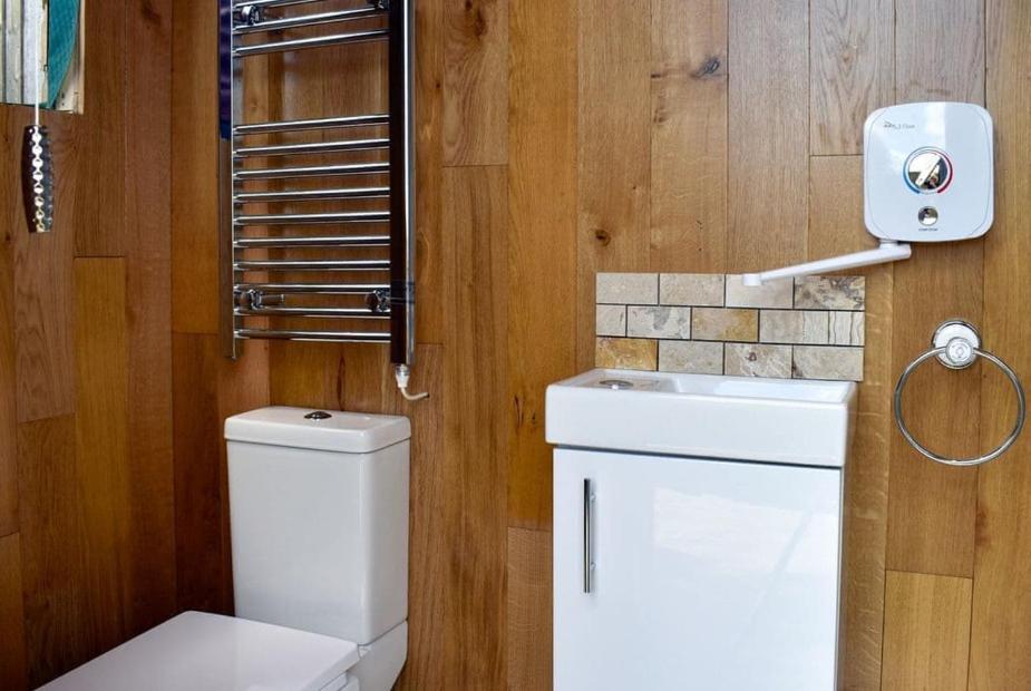 Orchard View Yurt & Hot Tub Somerset Weston-super-Mare Exteriör bild